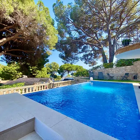 Casa Mama Mia * Lloret de Mar